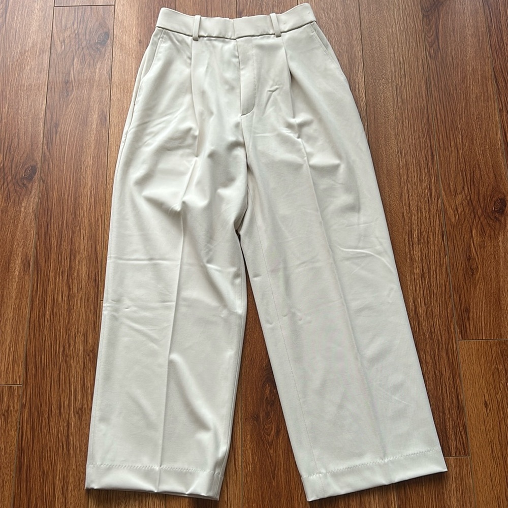 Uniqlo Pleated Wide Pants Ivory in XS EUC - Picture 2 of 7